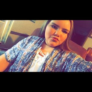 Meet your Posher, Laree